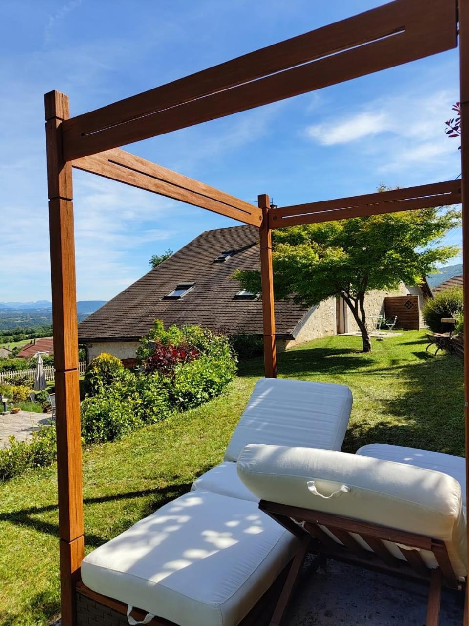 Villanath Bellegarde-sur-Valserine Exterior foto